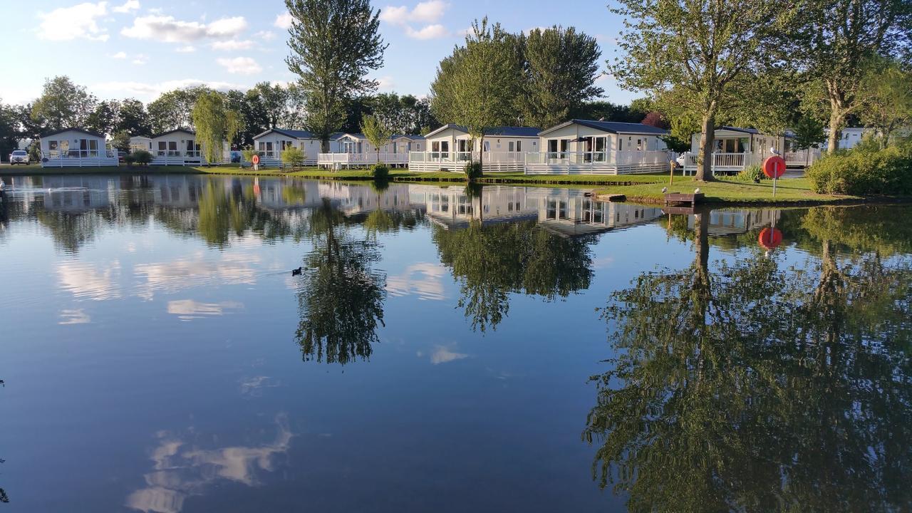 Luxury Lodge At Haggerston Castle Beal Exterior photo